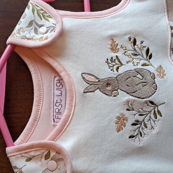 First Wish size 0-6 months organic cotton pink trim bunny design sleep sak padde - Picture 2 of 5